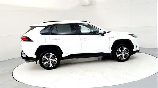 2024 Toyota RAV4 Prime SE