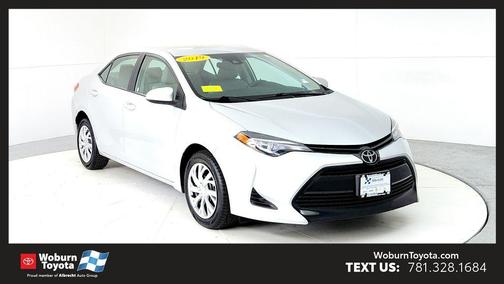 Classic Silver Metallic 2019 Toyota Corolla LE