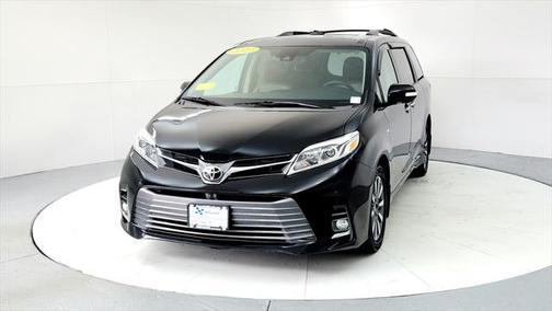 2020 Toyota Sienna Limited Premium