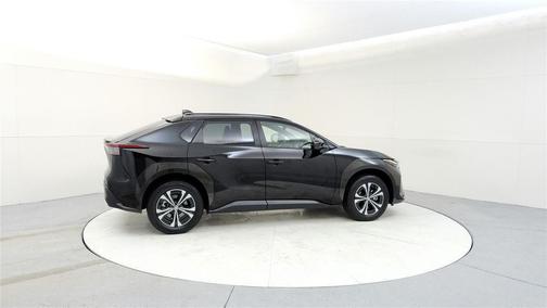 2023 Toyota bZ4X XLE