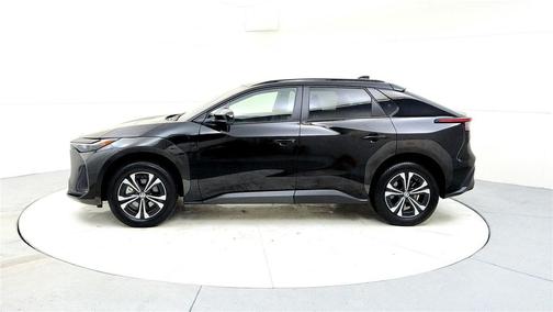 2023 Toyota bZ4X XLE