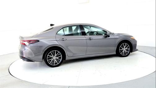 2022 Toyota Camry XLE