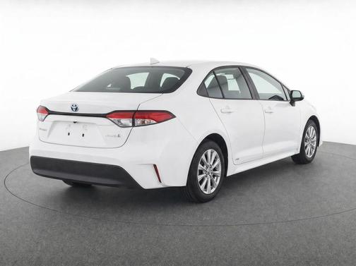 Wind Chill Pearl 2024 Toyota Corolla Hybrid LE