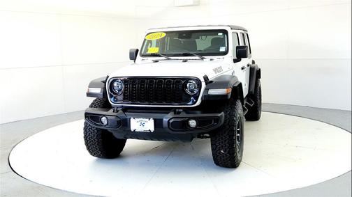 Bright White Clearcoat 2024 Jeep Wrangler Willys
