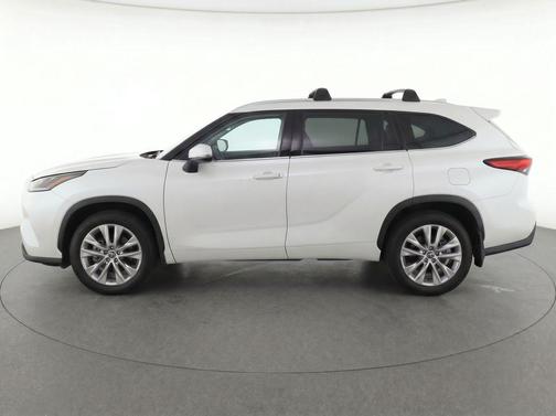 Wind Chill Pearl 2023 Toyota Highlander Limited