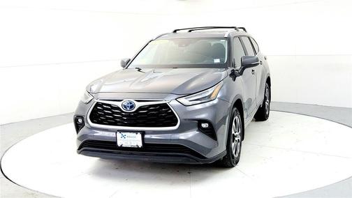 2023 Toyota Highlander Hybrid XLE