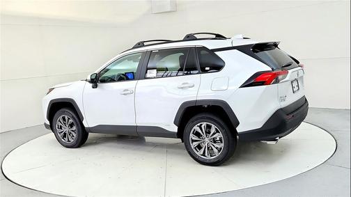 2025 Toyota RAV4 Hybrid XLE Premium