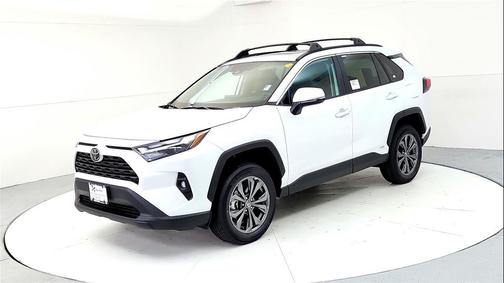 2025 Toyota RAV4 Hybrid XLE Premium