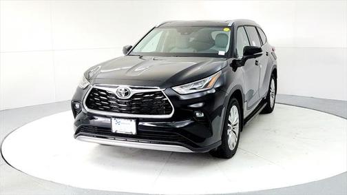 2025 Toyota Highlander Platinum
