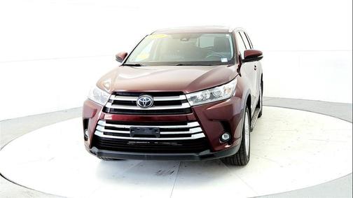 Ooh La La Rouge Mica 2019 Toyota Highlander Limited