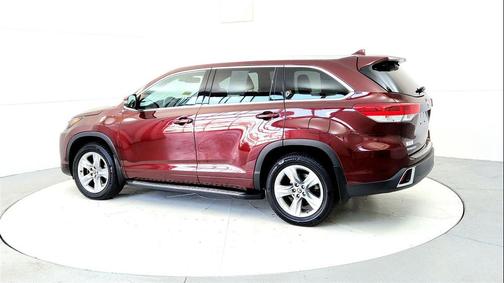 Ooh La La Rouge Mica 2019 Toyota Highlander Limited
