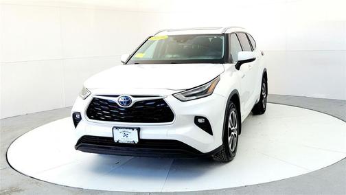2021 Toyota Highlander Hybrid XLE
