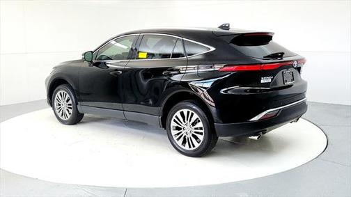 2022 Toyota Venza XLE
