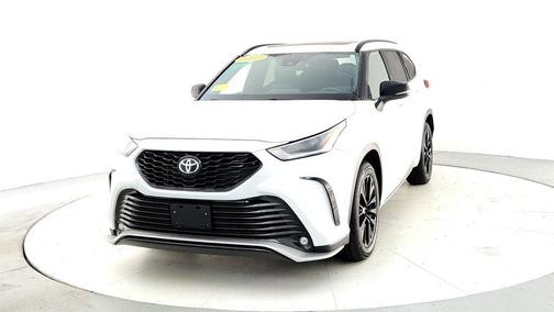 Wind Chill Pearl 2023 Toyota Highlander XSE