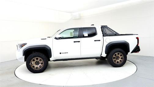 Ice Cap 2026 Toyota Tacoma Hybrid Trailhunter