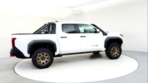 Ice Cap 2026 Toyota Tacoma Hybrid Trailhunter