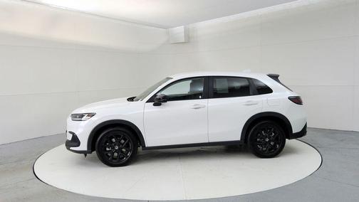 Platinum White Pearl 2025 Honda HR-V AWD Sport