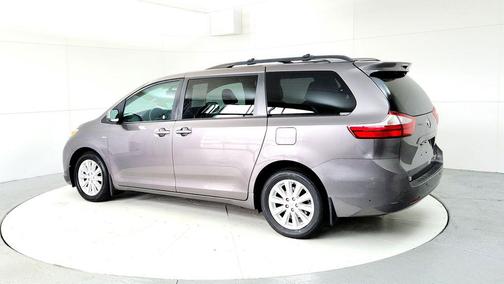 Predawn Gray Mica 2016 Toyota Sienna XLE Premium