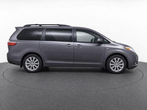 Predawn Gray Mica 2016 Toyota Sienna XLE Premium