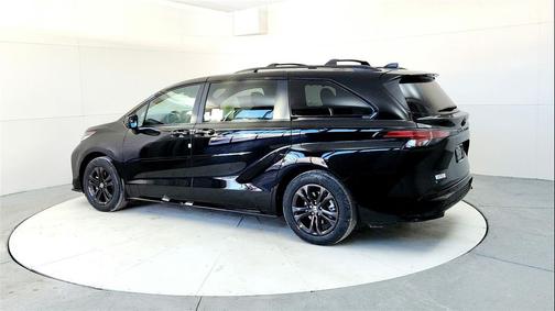 2026 Toyota Sienna XSE 7 Passenger