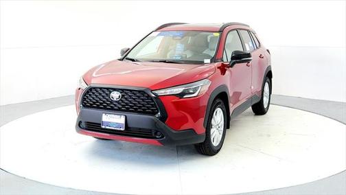 2025 Toyota Corolla Cross LE