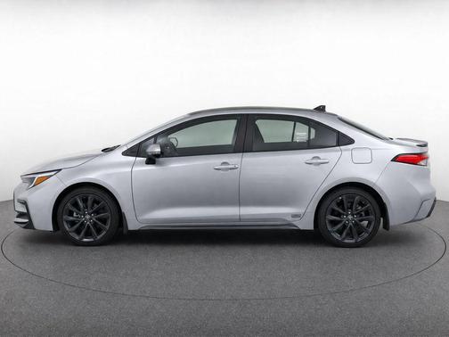 Silver 2023 Toyota Corolla SE