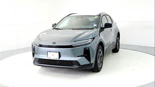 Overcast 2026 Toyota C-HR XSE