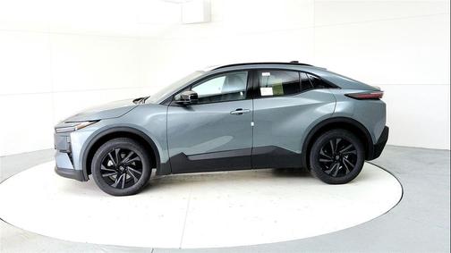 Overcast 2026 Toyota C-HR XSE