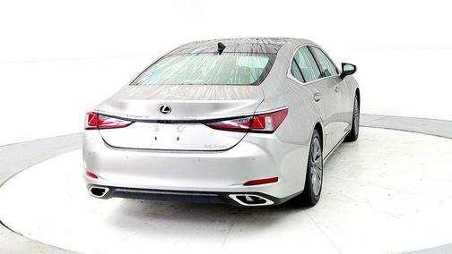 Atomic Silver 2019 Lexus ES 350 Luxury
