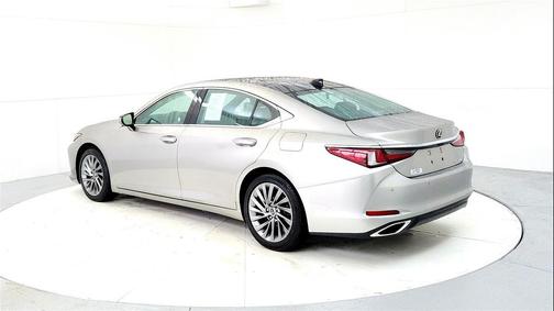 Atomic Silver 2019 Lexus ES 350 Luxury