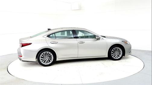 Atomic Silver 2019 Lexus ES 350 Luxury