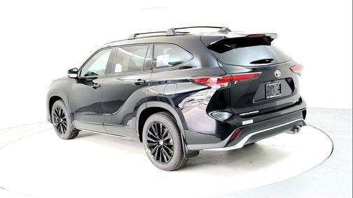 2026 Toyota Highlander XSE