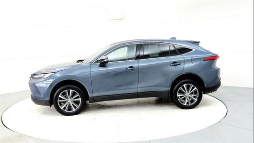 2023 Toyota Venza LE