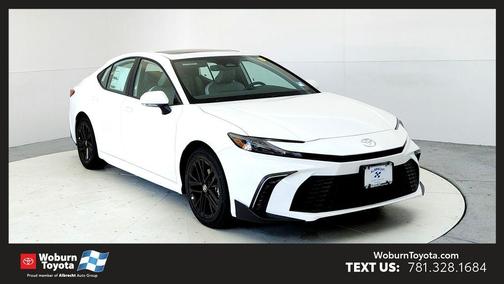 Ice Cap 2026 Toyota Camry SE