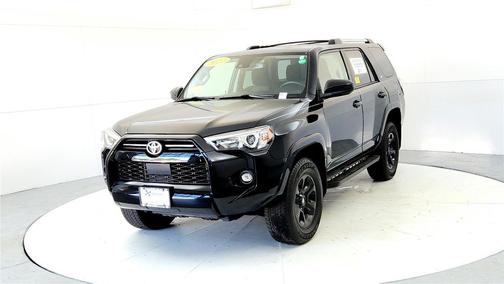2022 Toyota 4Runner SR5