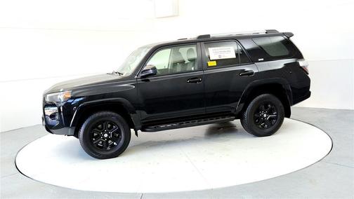 2022 Toyota 4Runner SR5