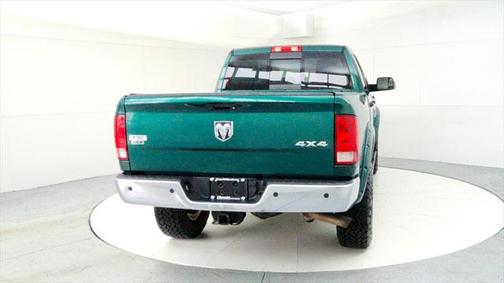 2017 RAM 3500 SLT Crew Cab 4x4 6'4' Box