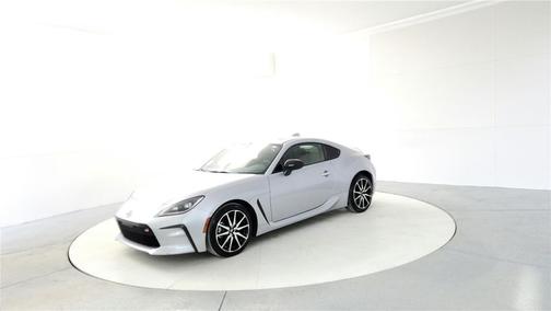 2025 Toyota GR86 Base