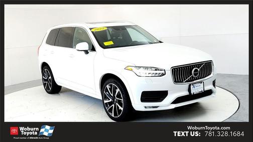 2022 Volvo XC90 T6 Momentum