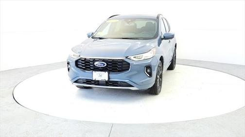 2023 Ford Escape ST-Line Elite