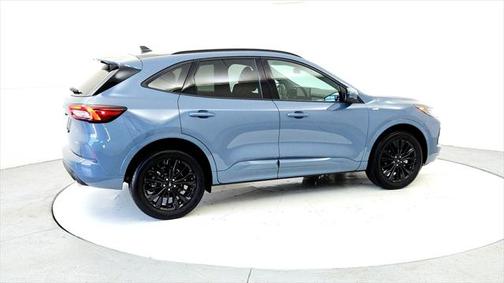 2023 Ford Escape ST-Line Elite