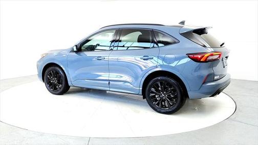 2023 Ford Escape ST-Line Elite