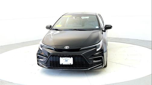 Midnight Black Metallic 2025 Toyota Corolla SE