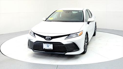 2022 Toyota Camry XLE