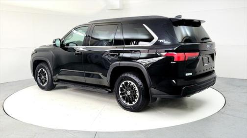 2024 Toyota Sequoia SR5