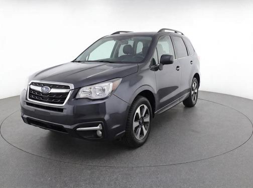 Dark Gray Metallic 2018 Subaru Forester 2.5i Limited