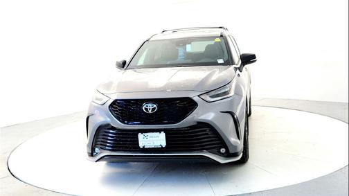 2026 Toyota Highlander XSE
