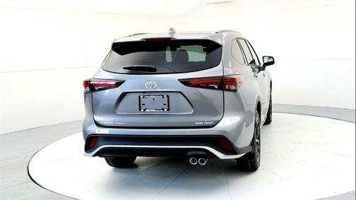 2026 Toyota Highlander XSE