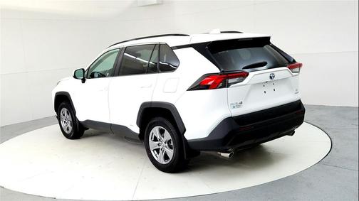2022 Toyota RAV4 Hybrid LE