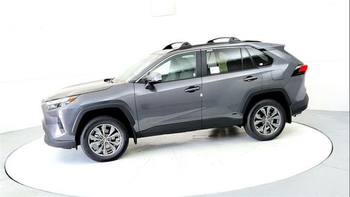 2025 Toyota RAV4 Hybrid XLE Premium